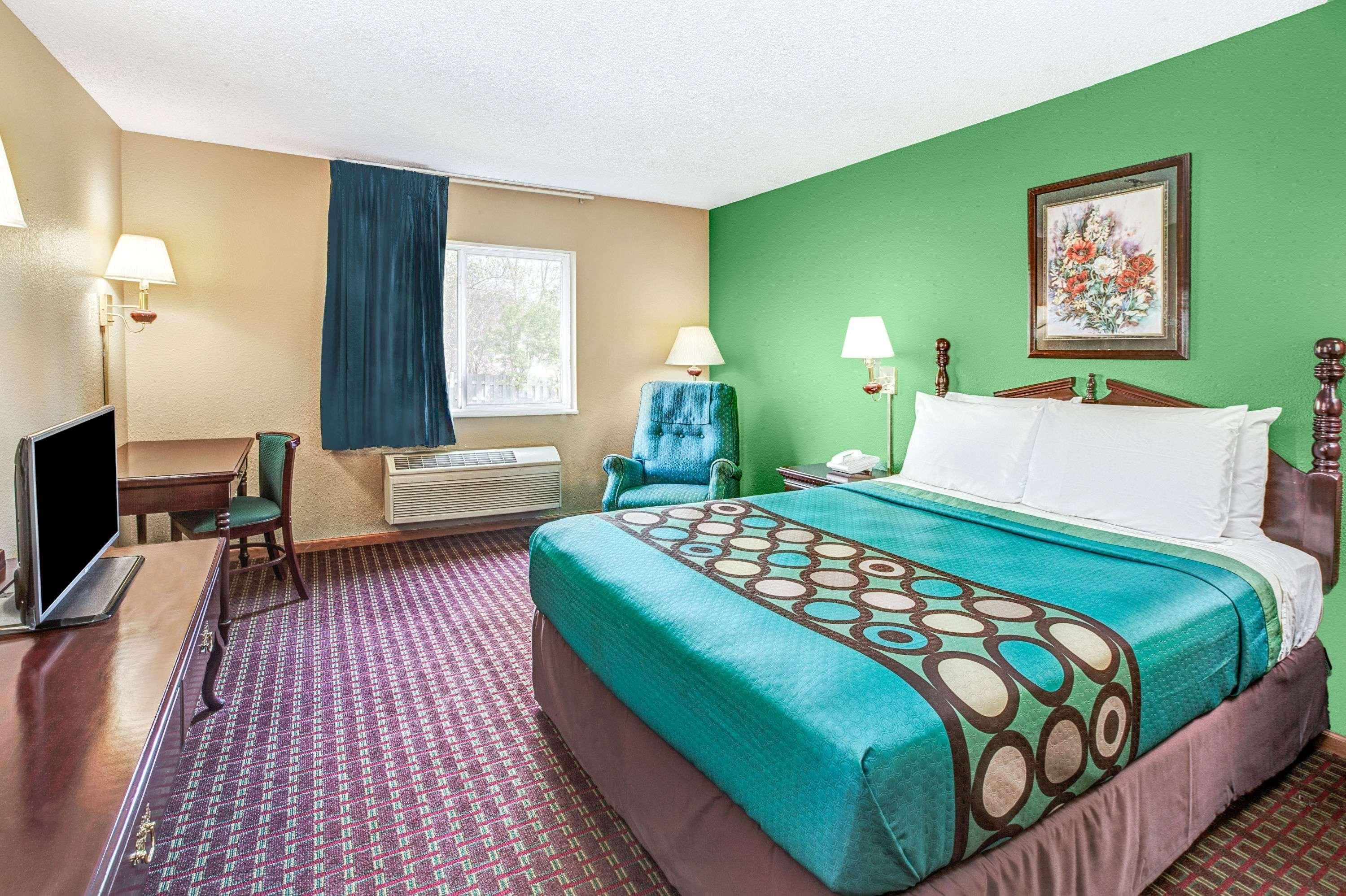 Super 8 By Wyndham Mchenry Fox Lake Area Exterior foto