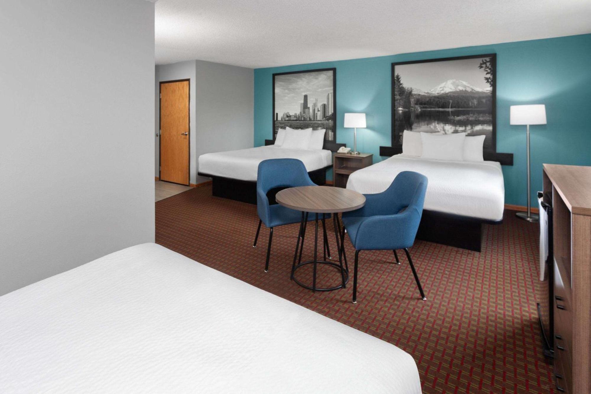 Super 8 By Wyndham Mchenry Fox Lake Area Exterior foto